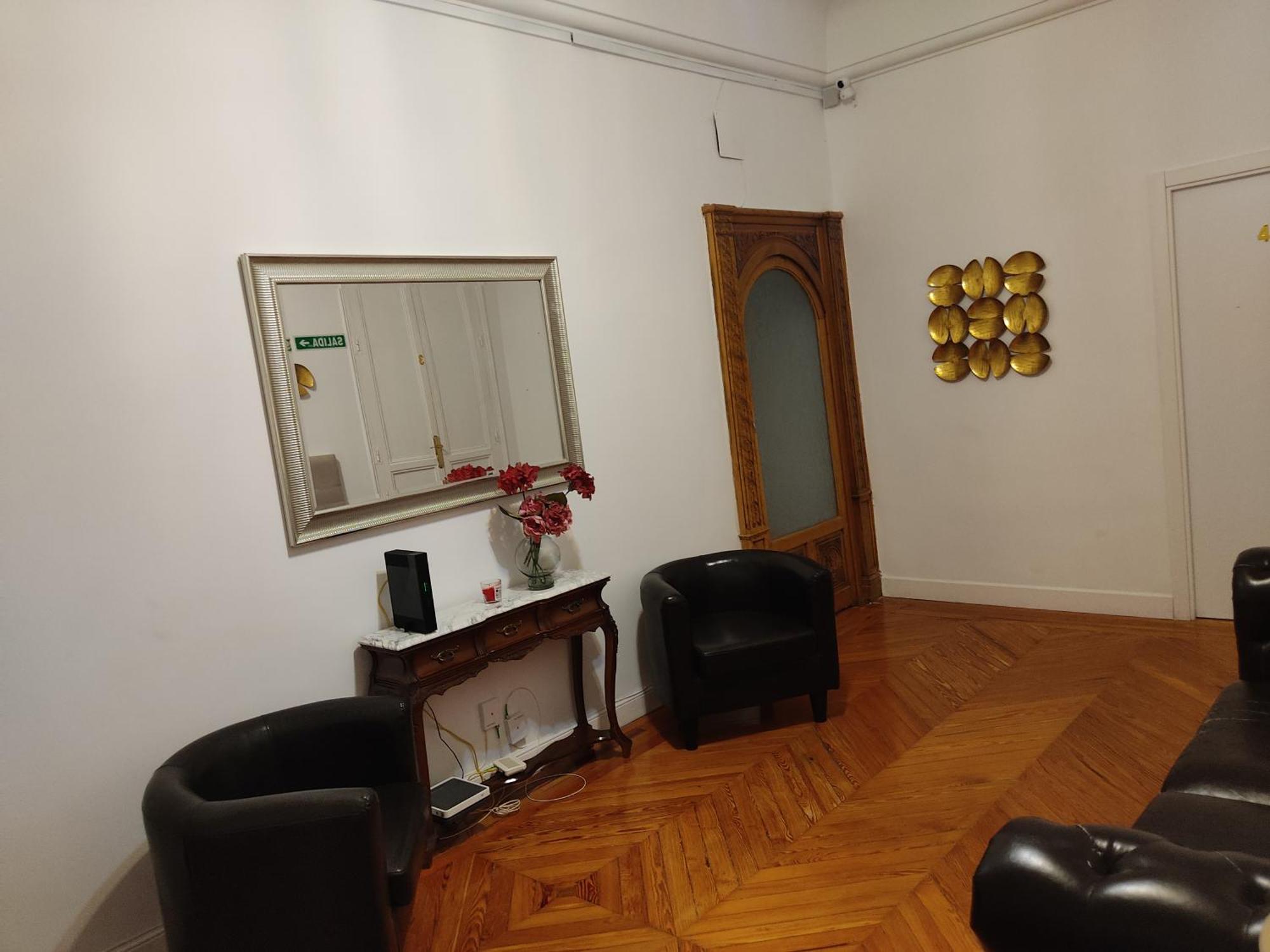 Grand Via House — Fotos 1